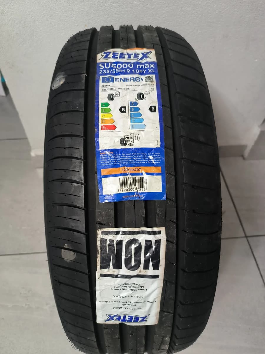 Llanta 245/45r20 Zeetex Su5000max Dot 2020-2026